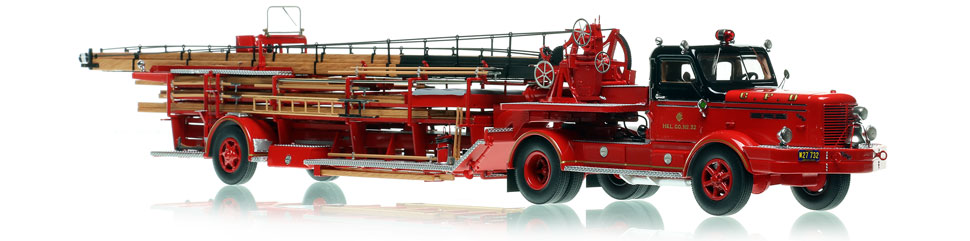 Chicago Hook & Ladder Company 32 - FWD 85' Tractor-Drawn Aerial scale model